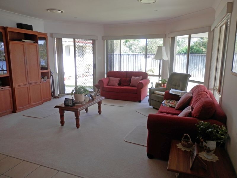 28 Windward Circuit, Tea Gardens NSW 2324