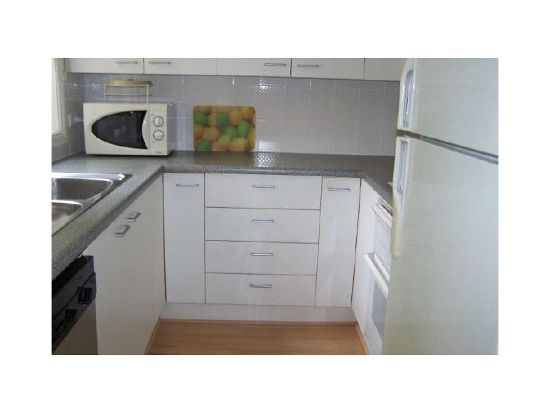 1/14 Russell St, Hawks Nest NSW 2324