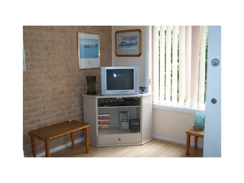 1/14 Russell St, Hawks Nest NSW 2324