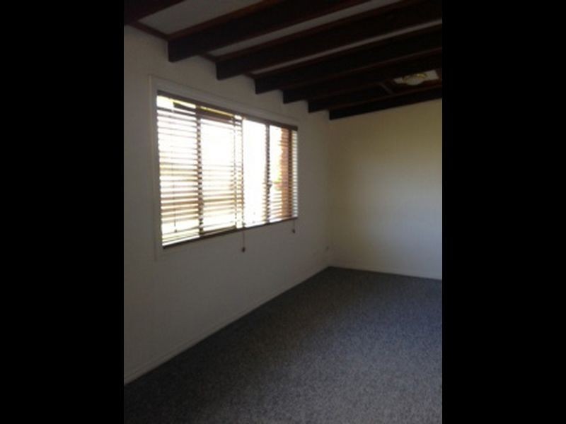 17 Stroud Street, Bulahdelah NSW 2423