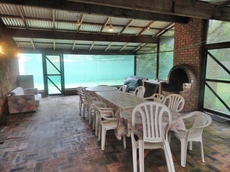 32 KURRAWONG AVENUE, Hawks Nest NSW 2324