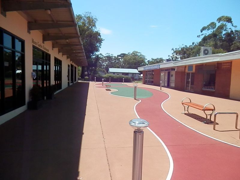 Shop 4/41 Booner Street, Hawks Nest NSW 2324