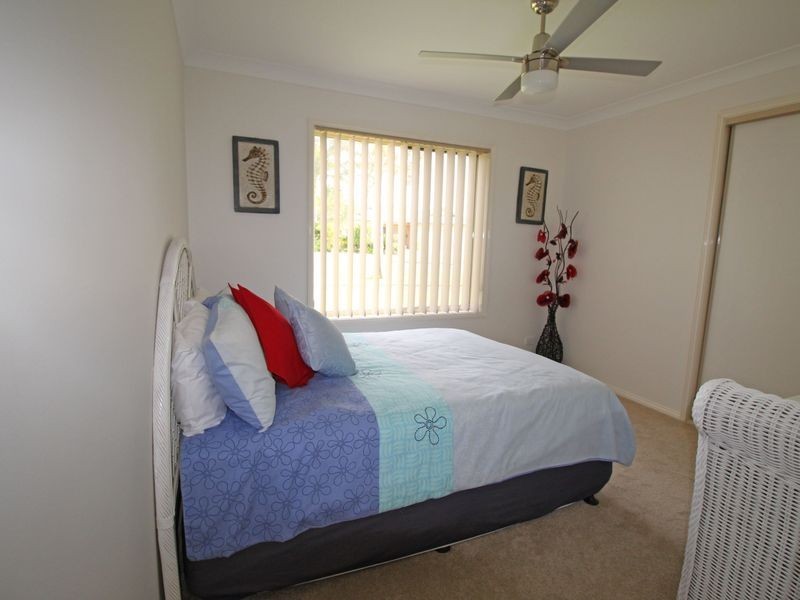 31 Admiralty Avenue, Tea Gardens NSW 2324