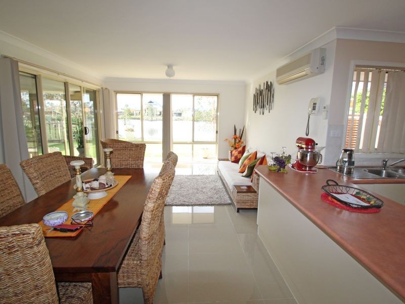31 Admiralty Avenue, Tea Gardens NSW 2324