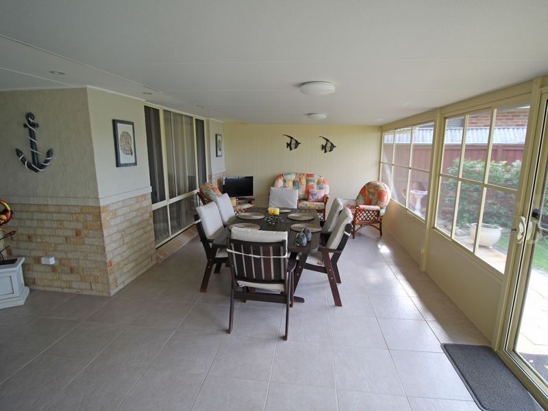 31 Admiralty Avenue, Tea Gardens NSW 2324