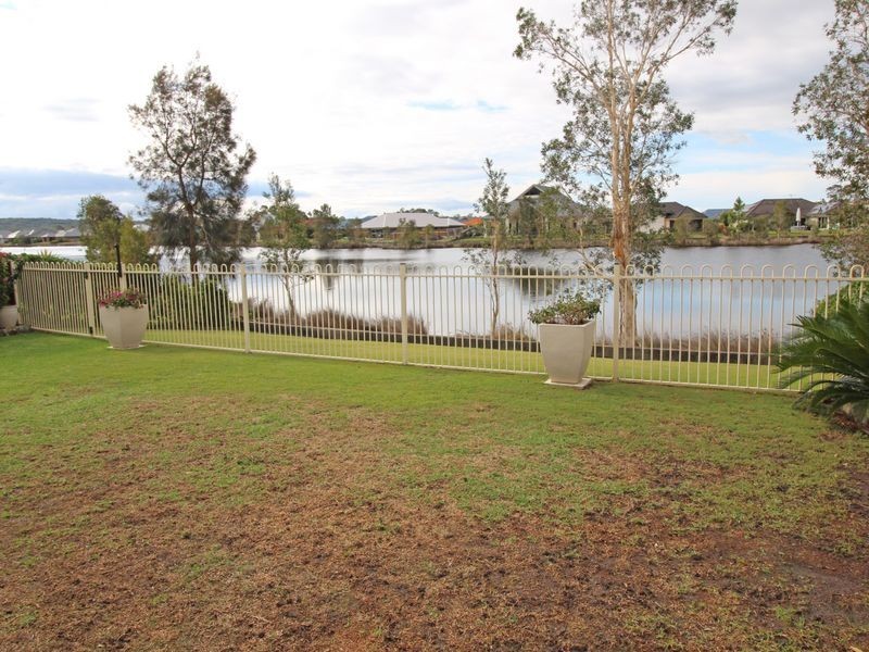 31 Admiralty Avenue, Tea Gardens NSW 2324