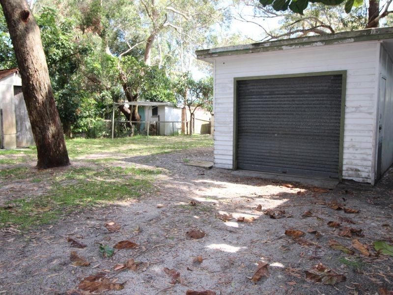 41 Dolphin Avenue, Hawks Nest NSW 2324