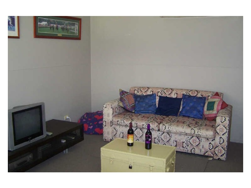 33 CURLEW AVENUE, Hawks Nest NSW 2324
