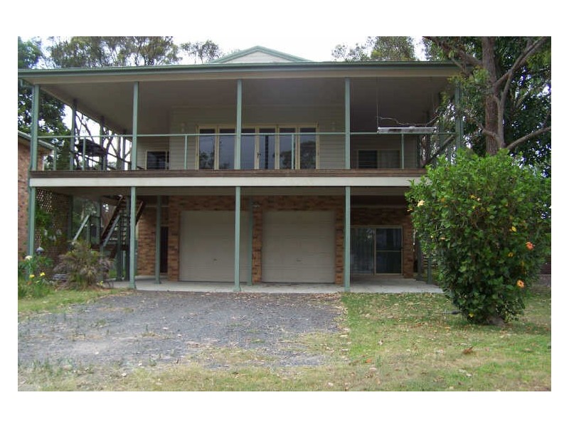 18 Koonwarra Ave, Hawks Nest NSW 2324