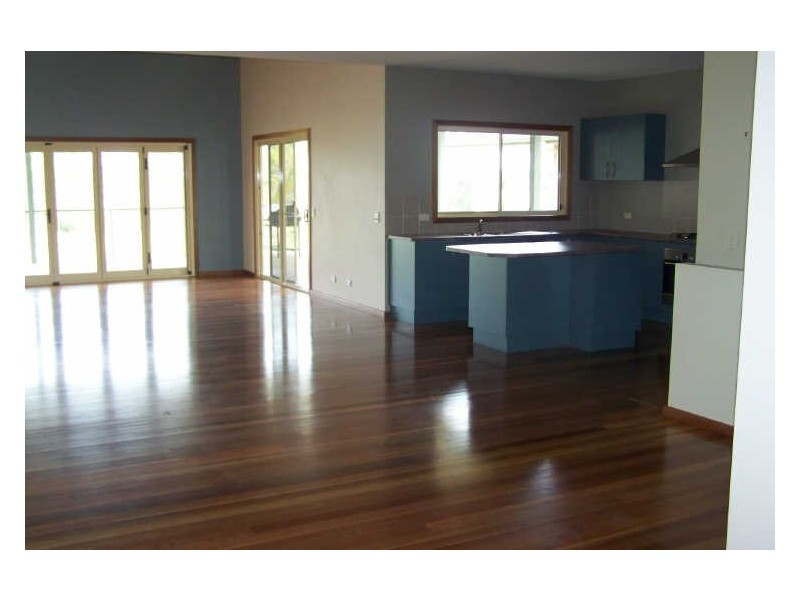 18 Koonwarra Ave, Hawks Nest NSW 2324