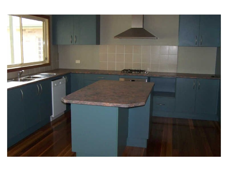 18 Koonwarra Ave, Hawks Nest NSW 2324