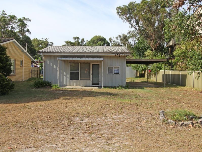60 Booner Street, Hawks Nest NSW 2324