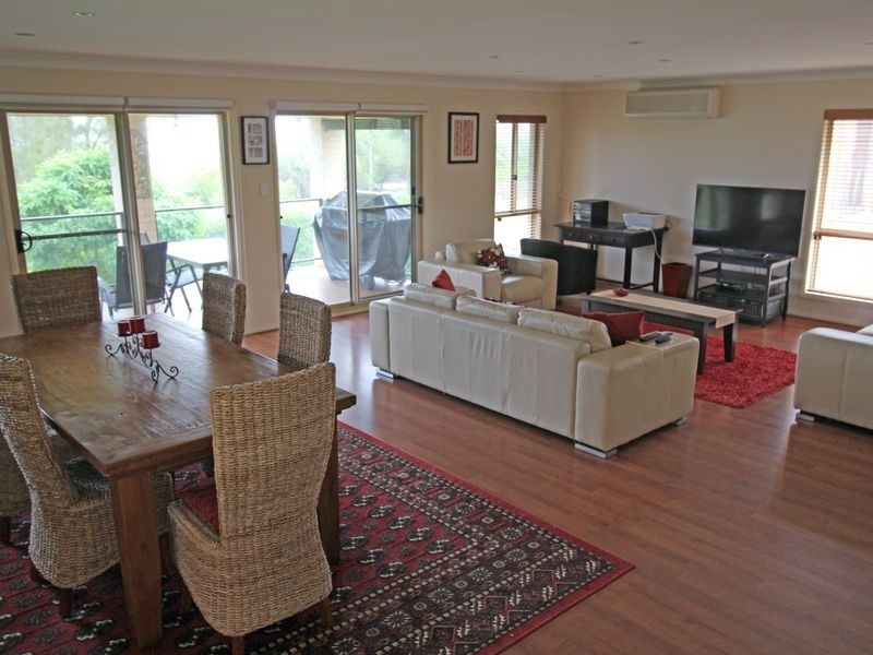 70 Bayview Road, Tea Gardens NSW 2324