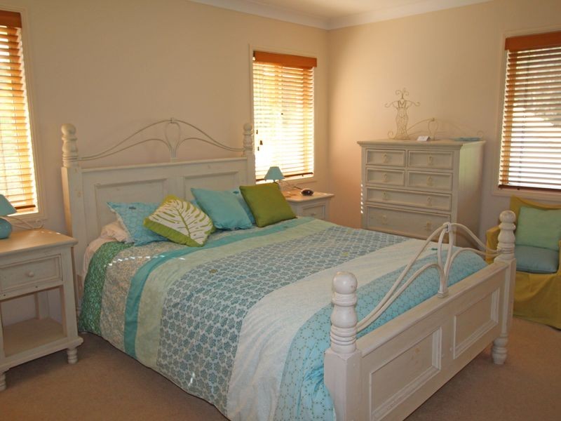 70 Bayview Road, Tea Gardens NSW 2324