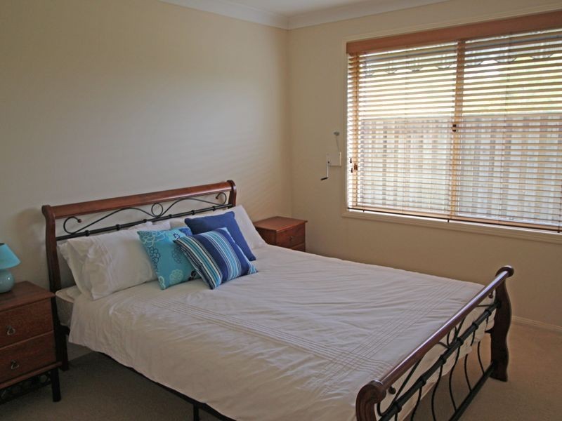 70 Bayview Road, Tea Gardens NSW 2324