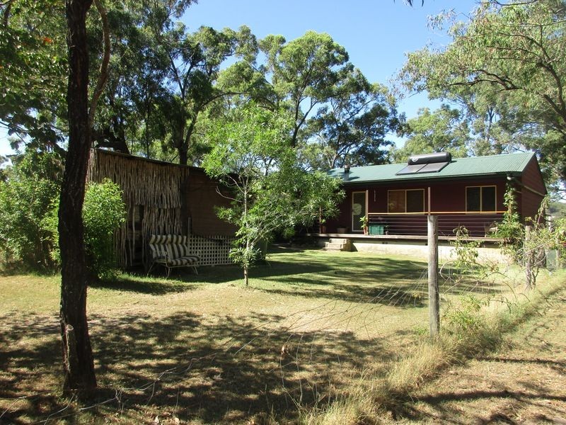 6 Central Avenue, Bundabah NSW 2324