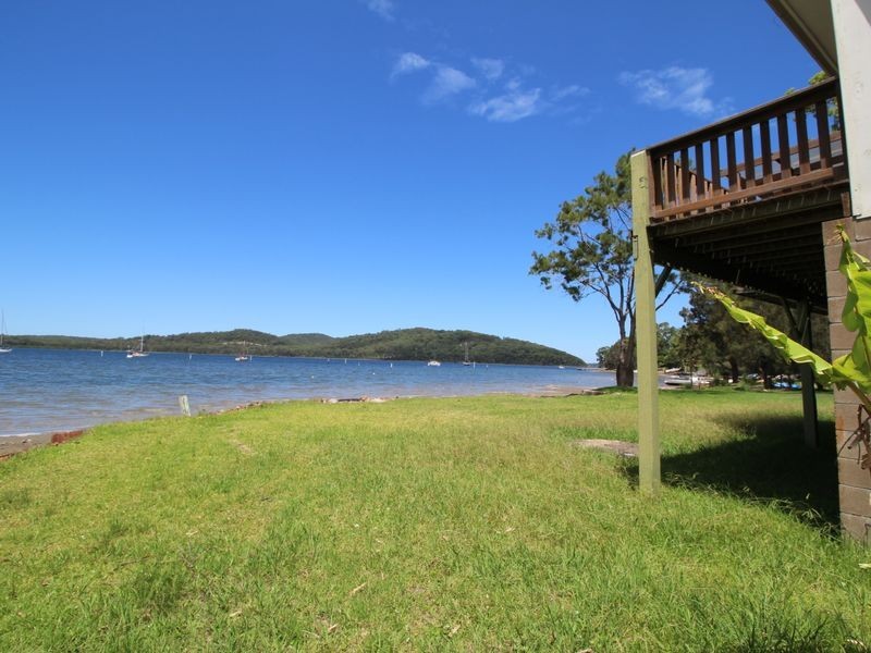 52 Cove Boulevard, North Arm Cove NSW 2324