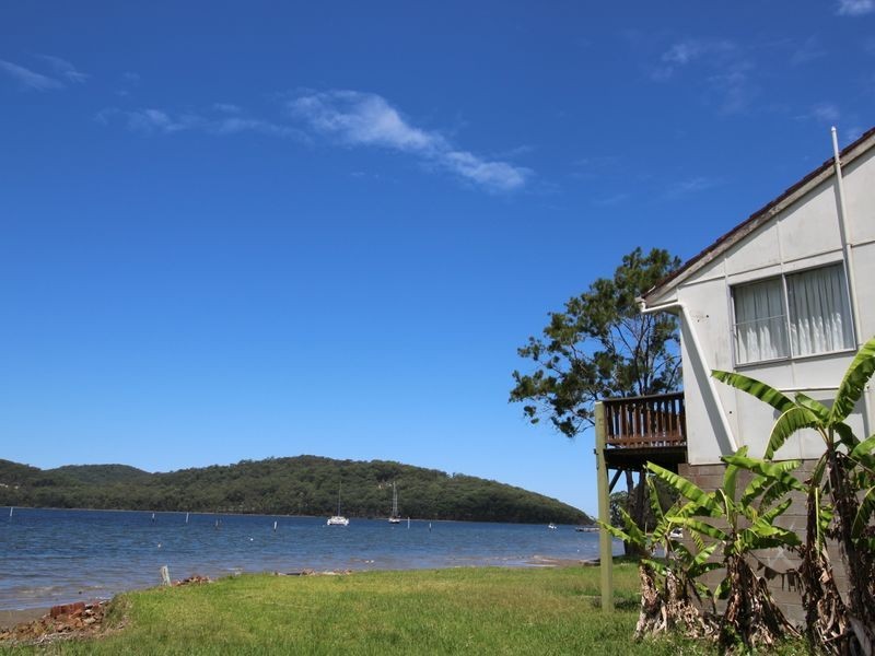 52 Cove Boulevard, North Arm Cove NSW 2324