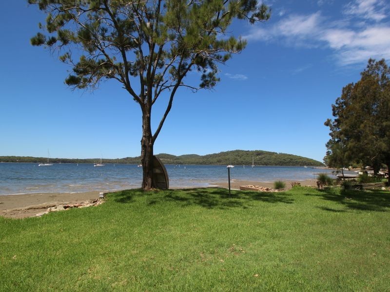 52 Cove Boulevard, North Arm Cove NSW 2324