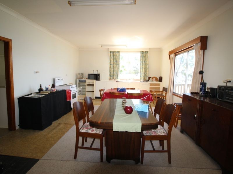 52 Cove Boulevard, North Arm Cove NSW 2324