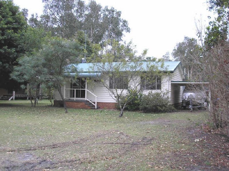 55 Cambage Street, Pindimar NSW 2324