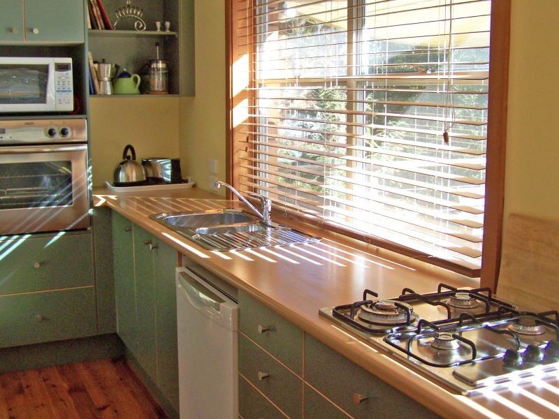 17 COOLOON STREET, Hawks Nest NSW 2324