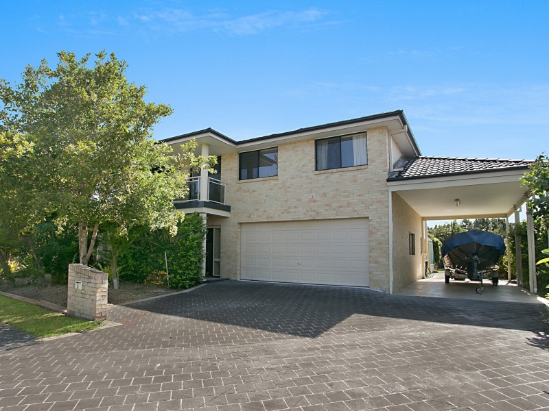 3 Ayres Road, Tea Gardens NSW 2324