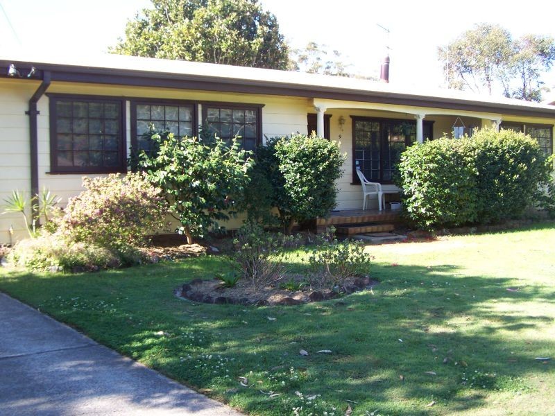 9 Kingfisher Ave, Hawks Nest NSW 2324
