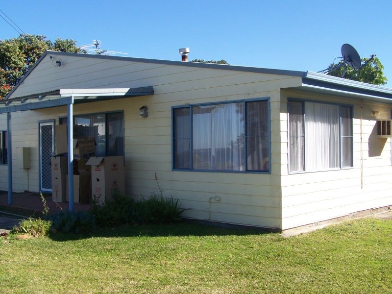 7 Curlew Cresent, Pindimar NSW 2324