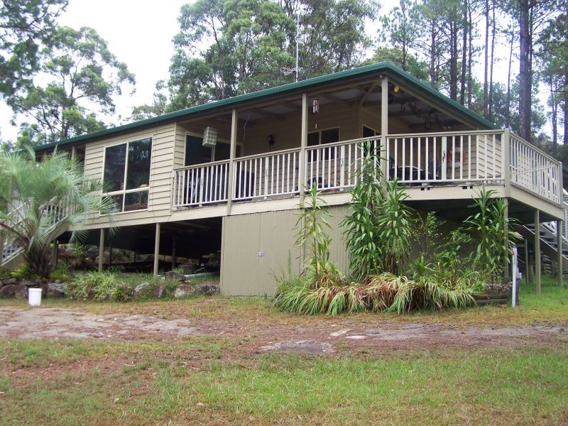 179 Clarke Street, Pindimar NSW 2324