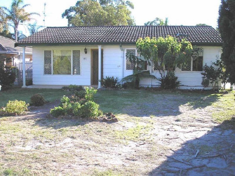 15 Muneela Ave, Hawks Nest NSW 2324