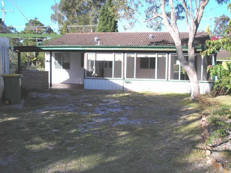 15 Muneela Ave, Hawks Nest NSW 2324