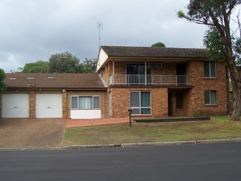 1 Perrumba Street, Hawks Nest NSW 2324