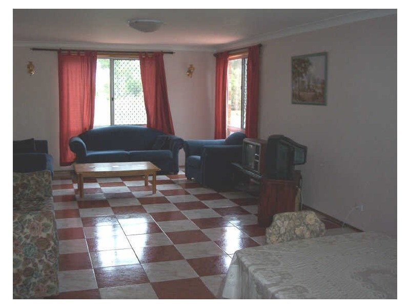 1 Perrumba Street, Hawks Nest NSW 2324