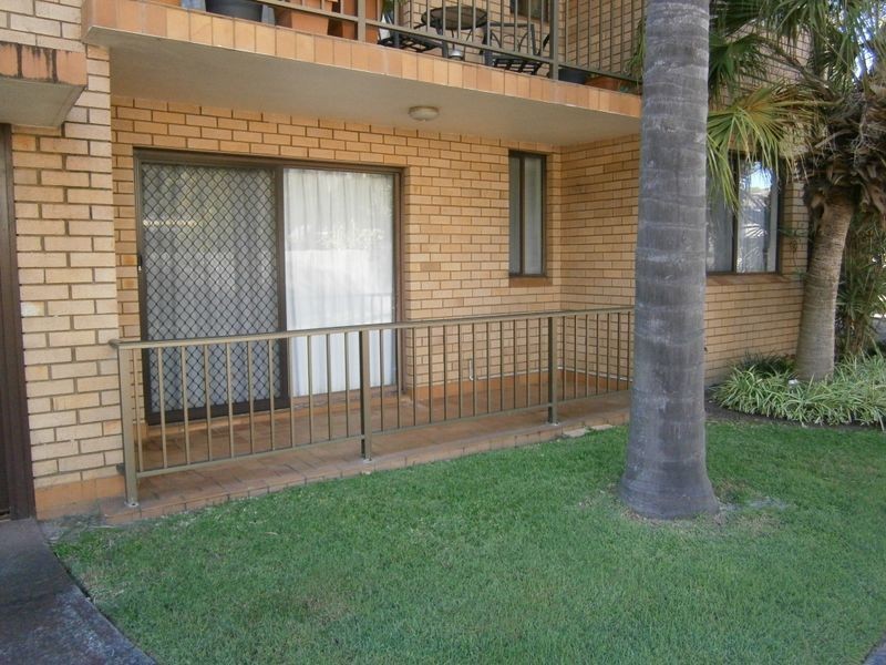 2/70 Mirreen Street, Hawks Nest NSW 2324