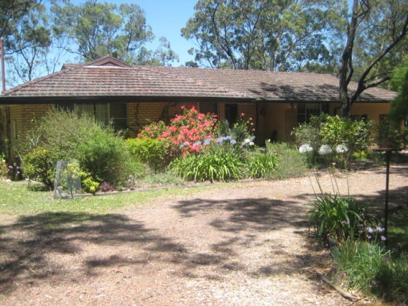 28 The Esplanade, North Arm Cove NSW 2324