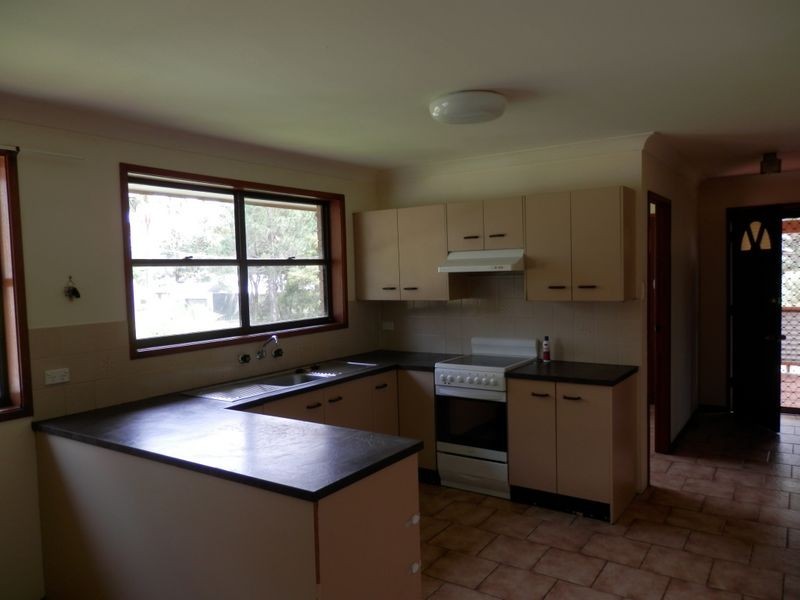 11 Wood Street, Pindimar NSW 2324