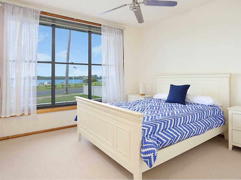 44 Moira Parade, Hawks Nest NSW 2324