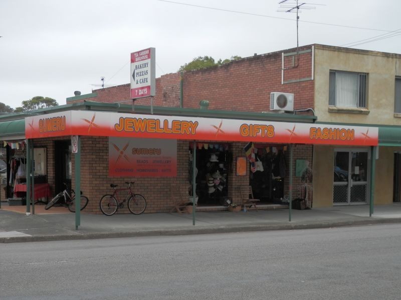 Shop 2/205 Myall Street, Tea Gardens NSW 2324