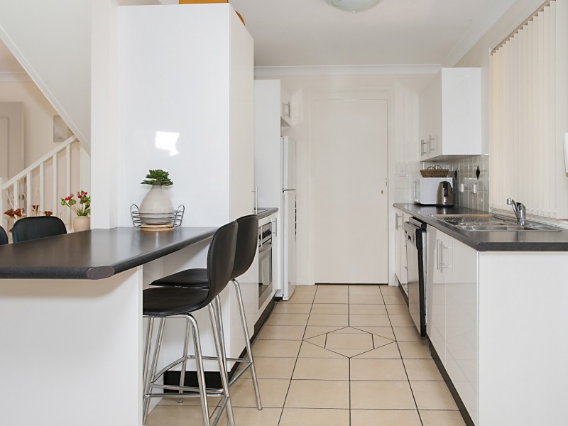 2/11 Bennett Street, Hawks Nest NSW 2324