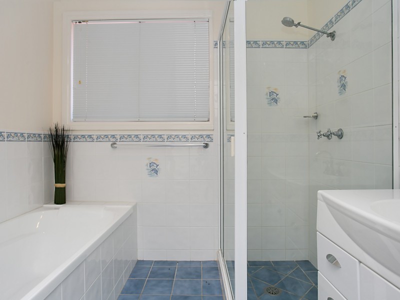 2/11 Bennett Street, Hawks Nest NSW 2324