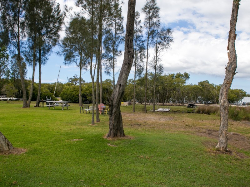 62 Bayview Road, Tea Gardens NSW 2324