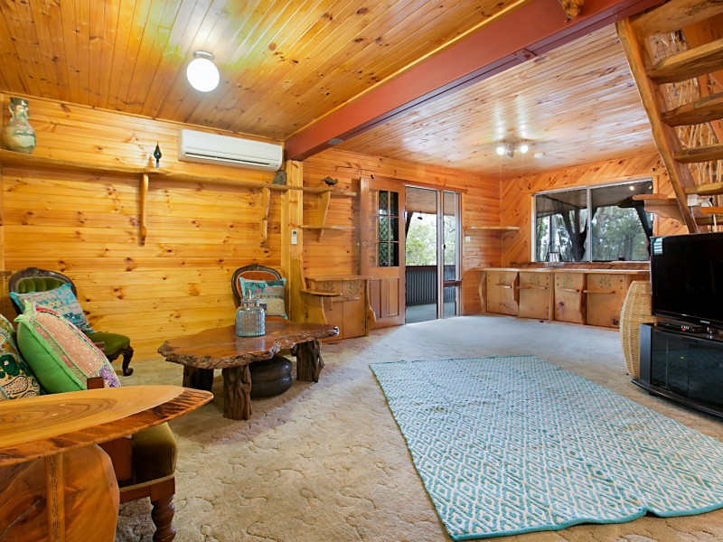 6 Pleasant View Parade, Bundabah NSW 2324