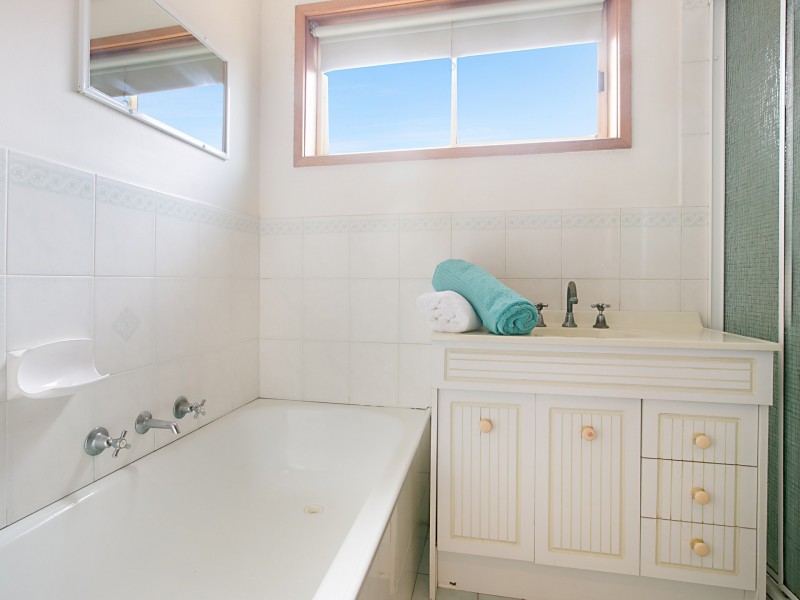 61 Myall st, Tea Gardens NSW 2324