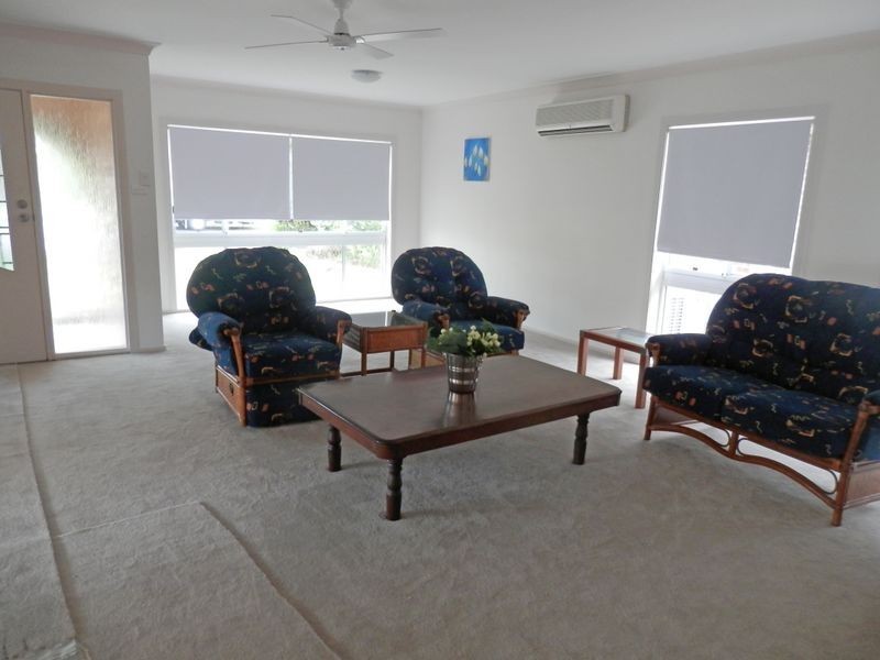 10 Albatross Avenue, Hawks Nest NSW 2324