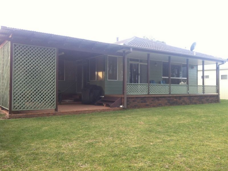 84 Bayview Road, Tea Gardens NSW 2324