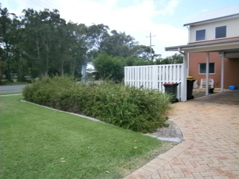 20 Yalinbah St, Tea Gardens NSW 2324