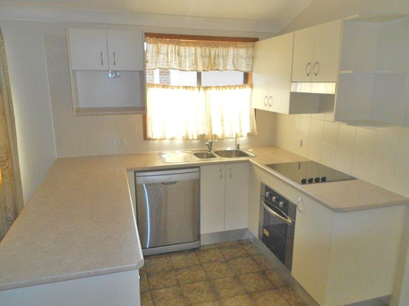 7 Motum Ave, Tea Gardens NSW 2324