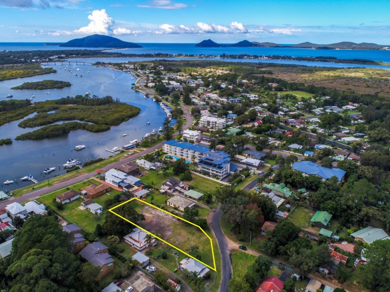 8 Jacob Street, Tea Gardens NSW 2324