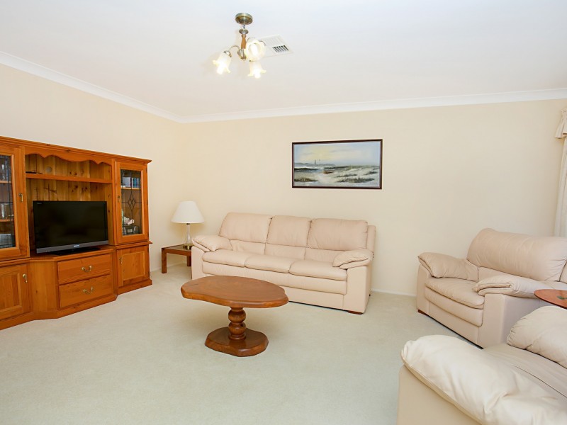 5 Billabong Avenue, Tea Gardens NSW 2324